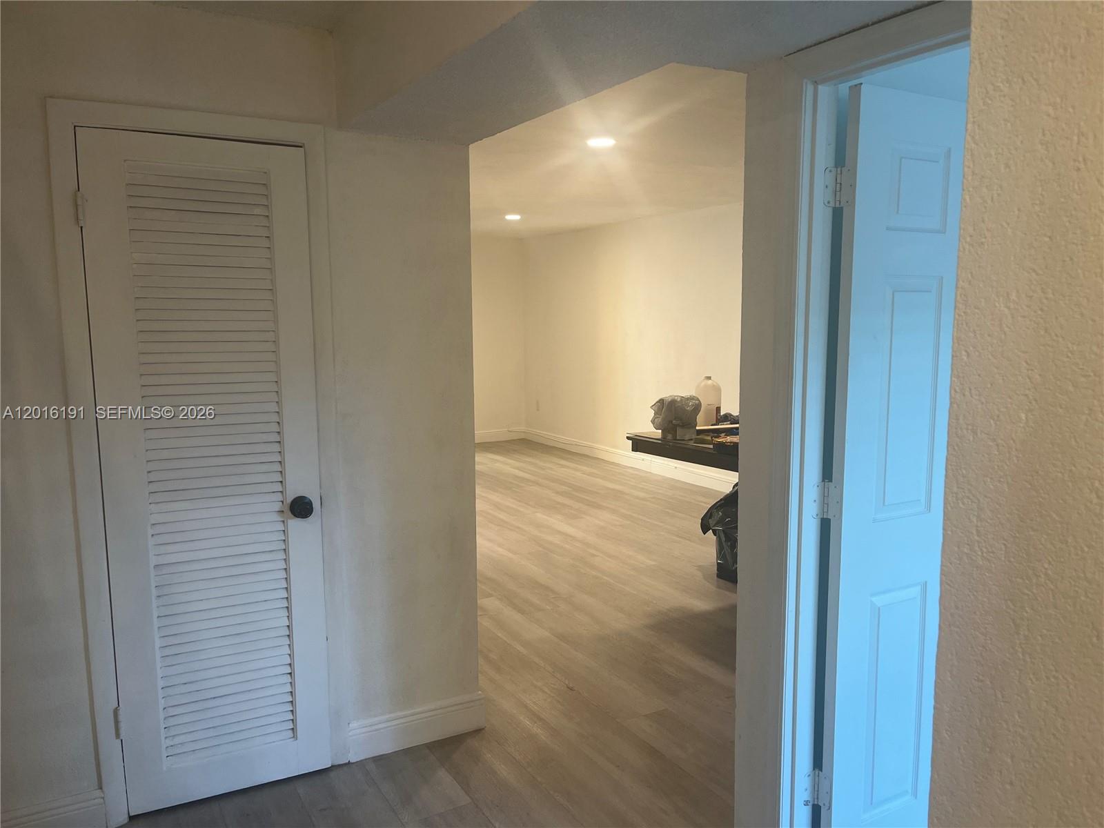 SUNRISE TOWNE PREFERRED 4 - Residential Lease