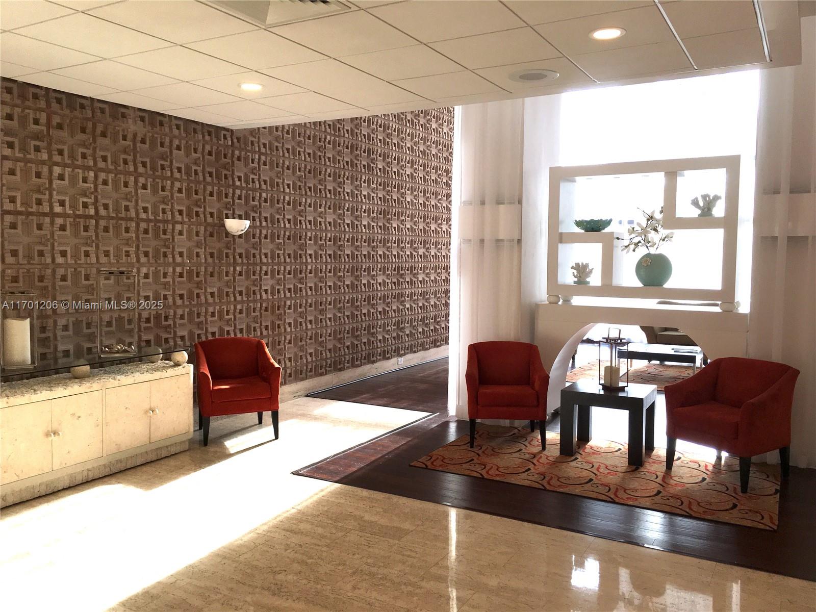 TRITON TOWER CONDO - Residential