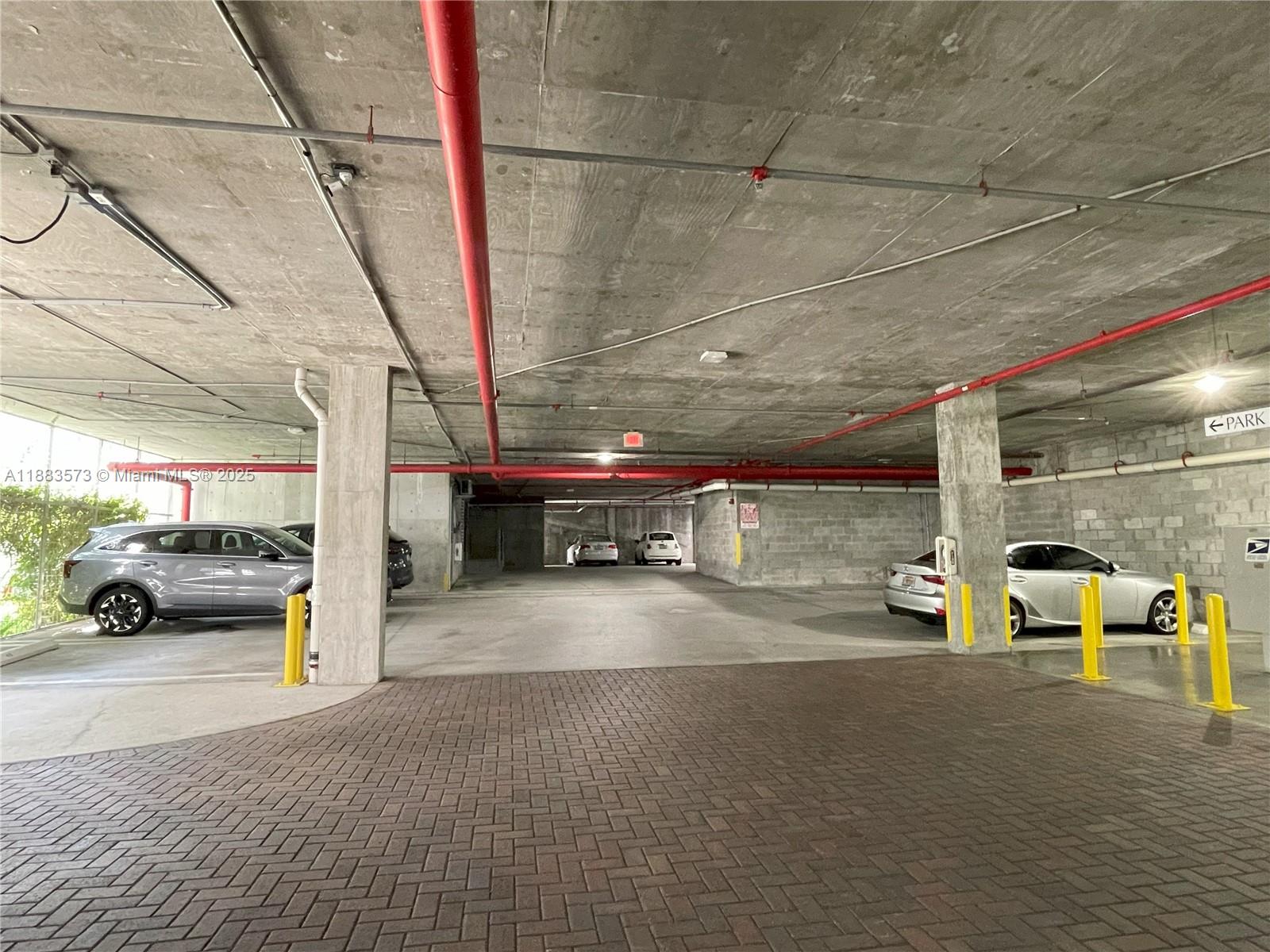 BAYLOFTS CONDO - Residential Lease