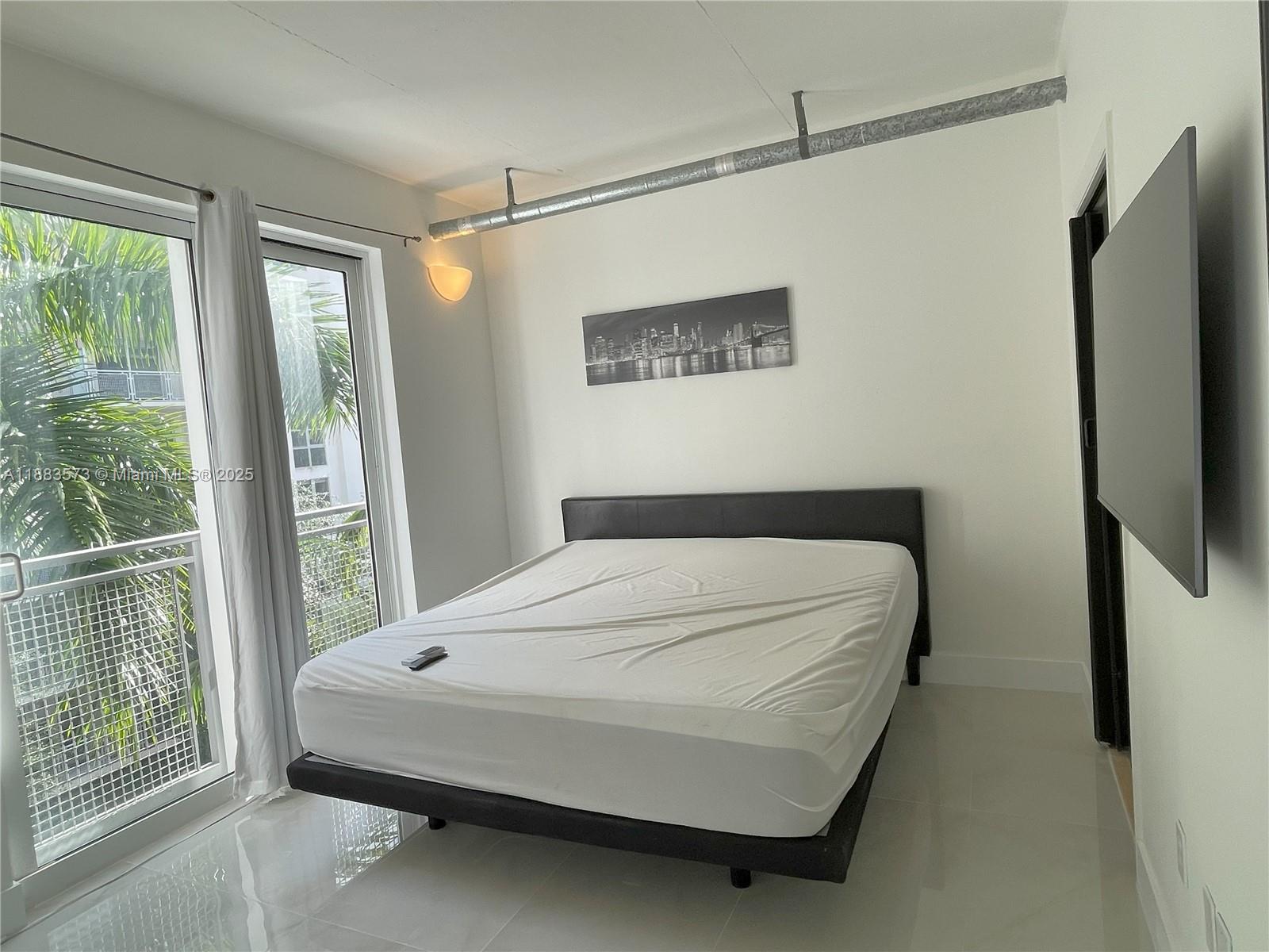 BAYLOFTS CONDO - Residential Lease