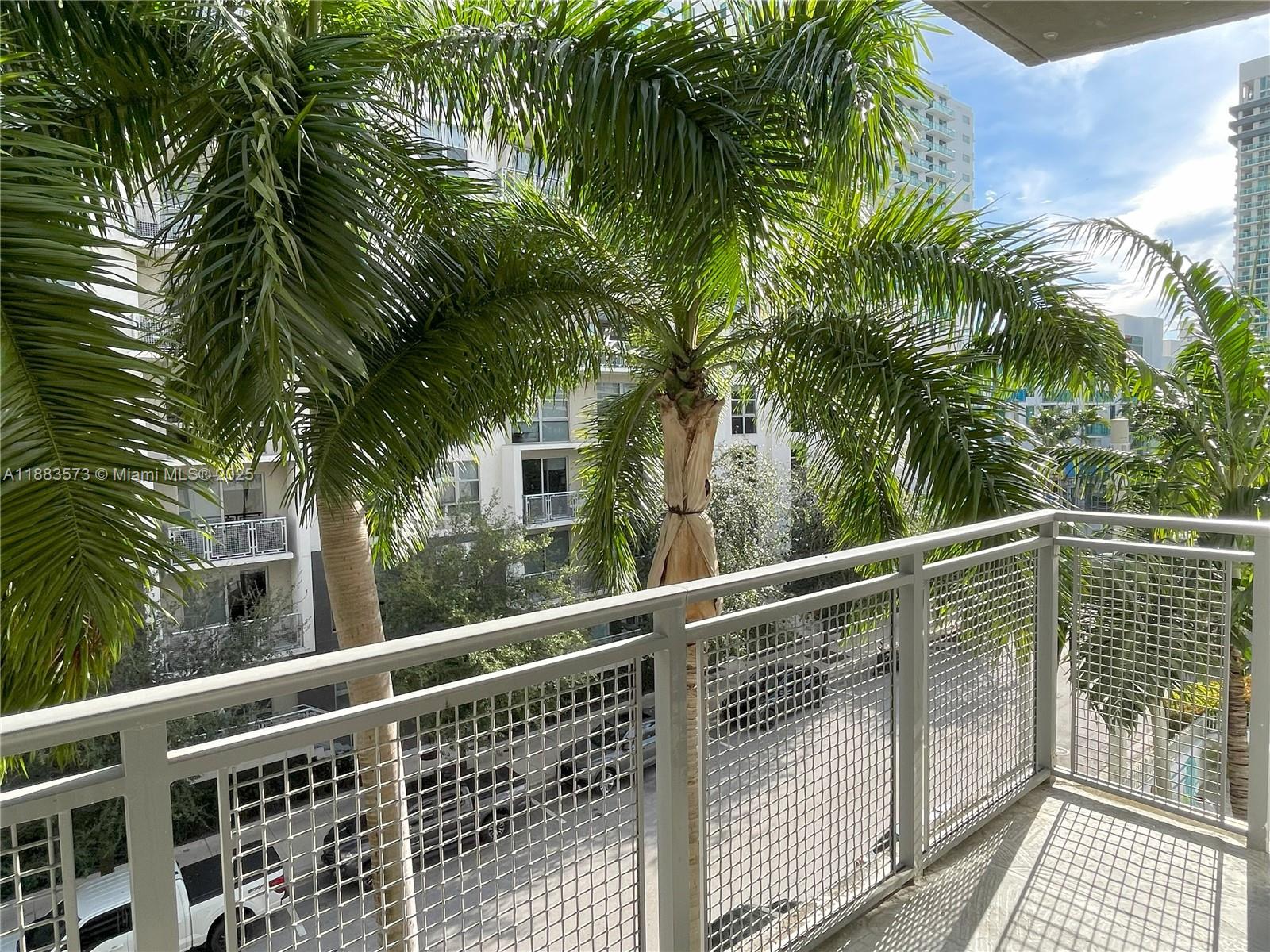 BAYLOFTS CONDO - Residential Lease