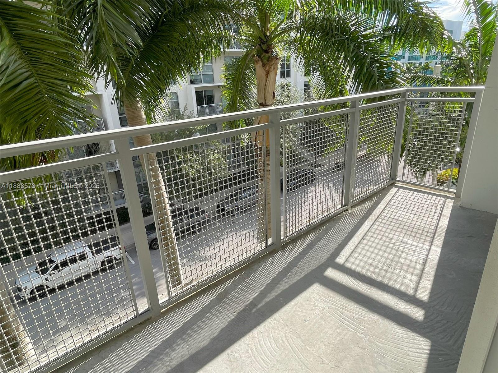 BAYLOFTS CONDO - Residential Lease