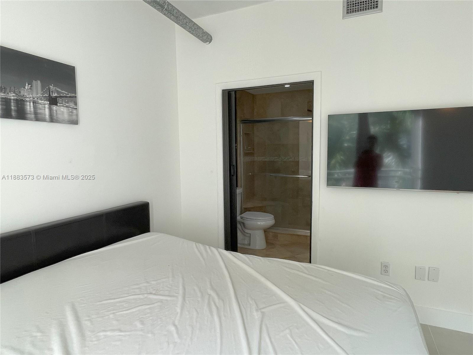 BAYLOFTS CONDO - Residential Lease