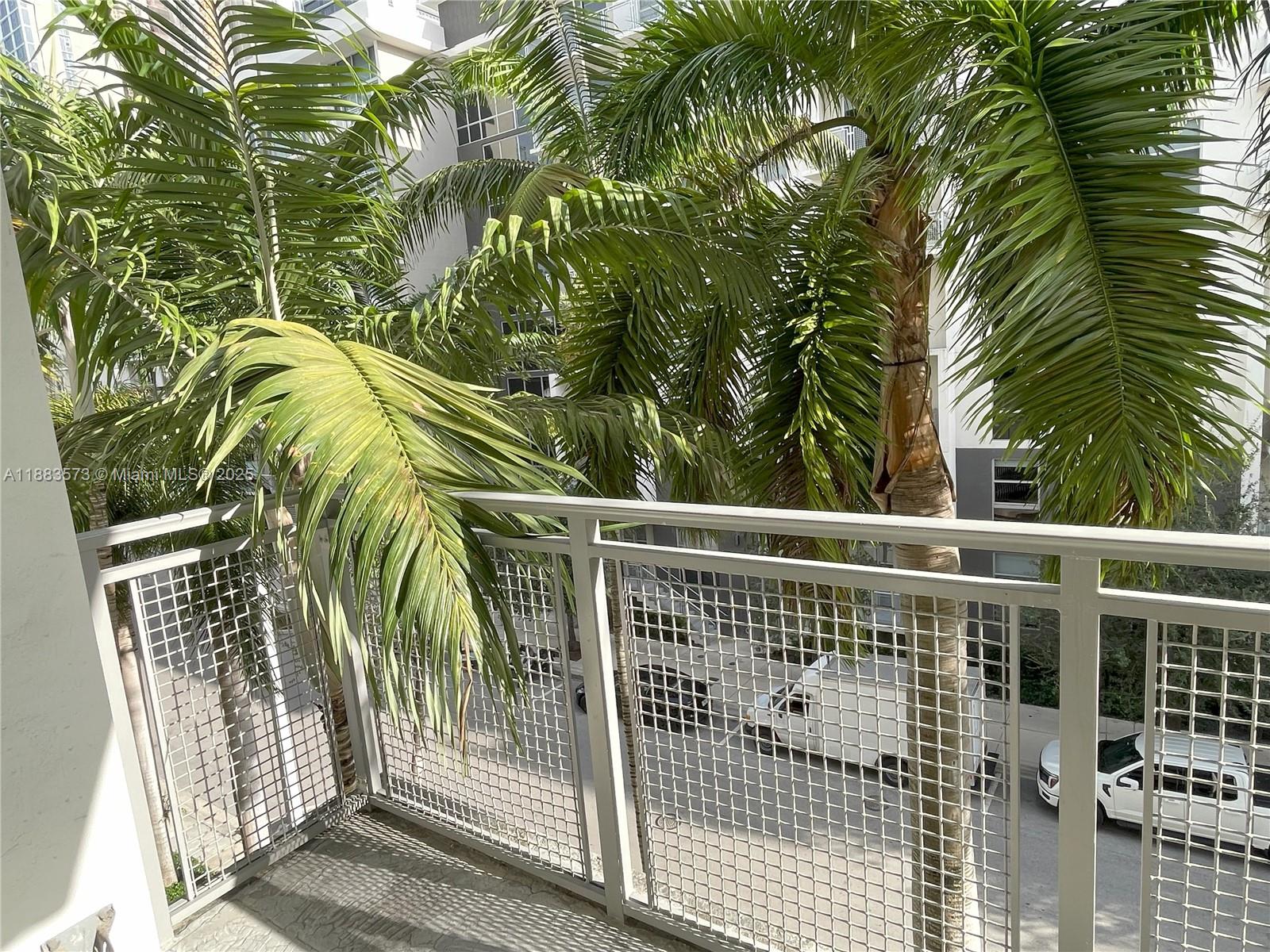 BAYLOFTS CONDO - Residential Lease