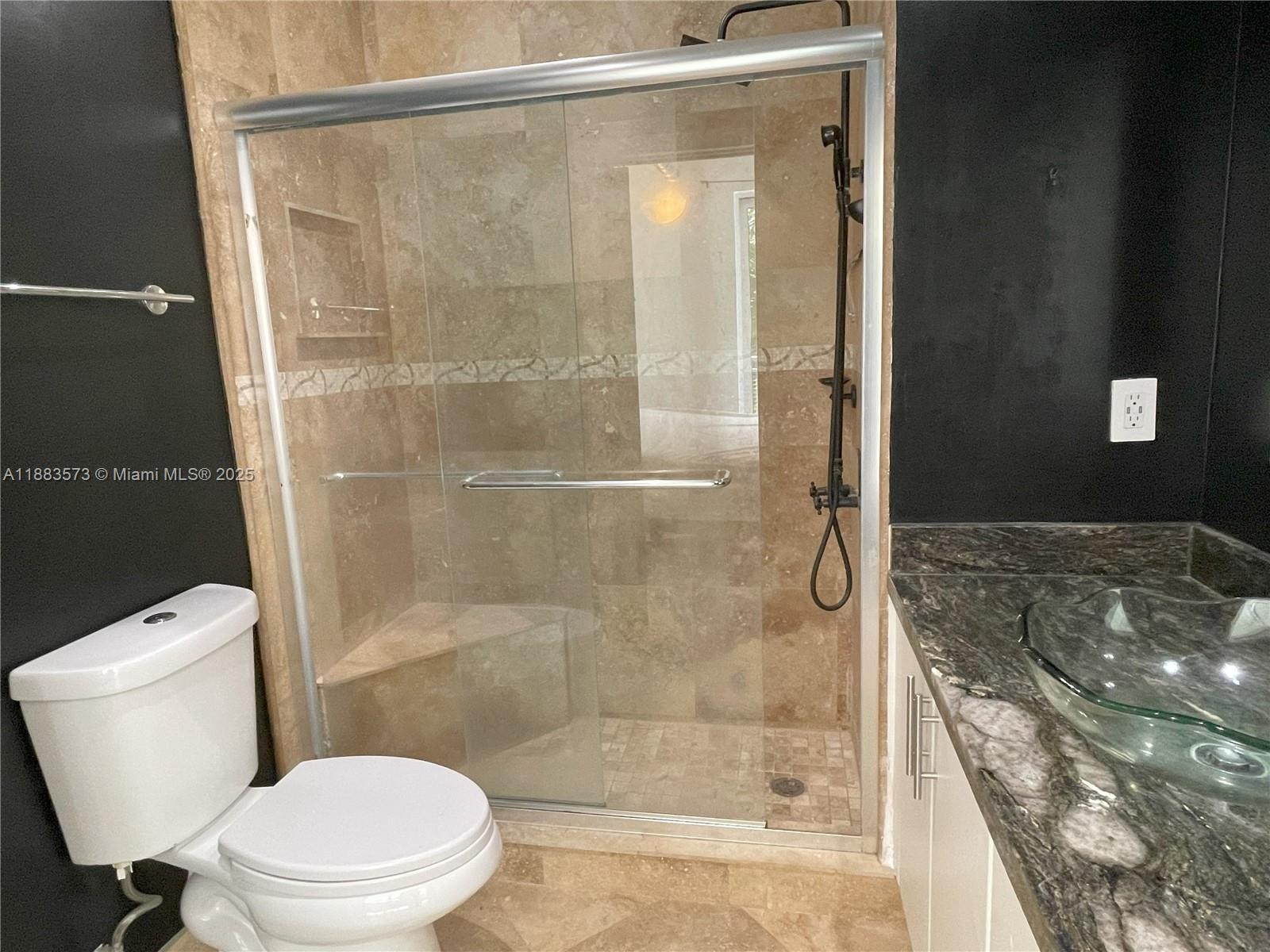 BAYLOFTS CONDO - Residential Lease