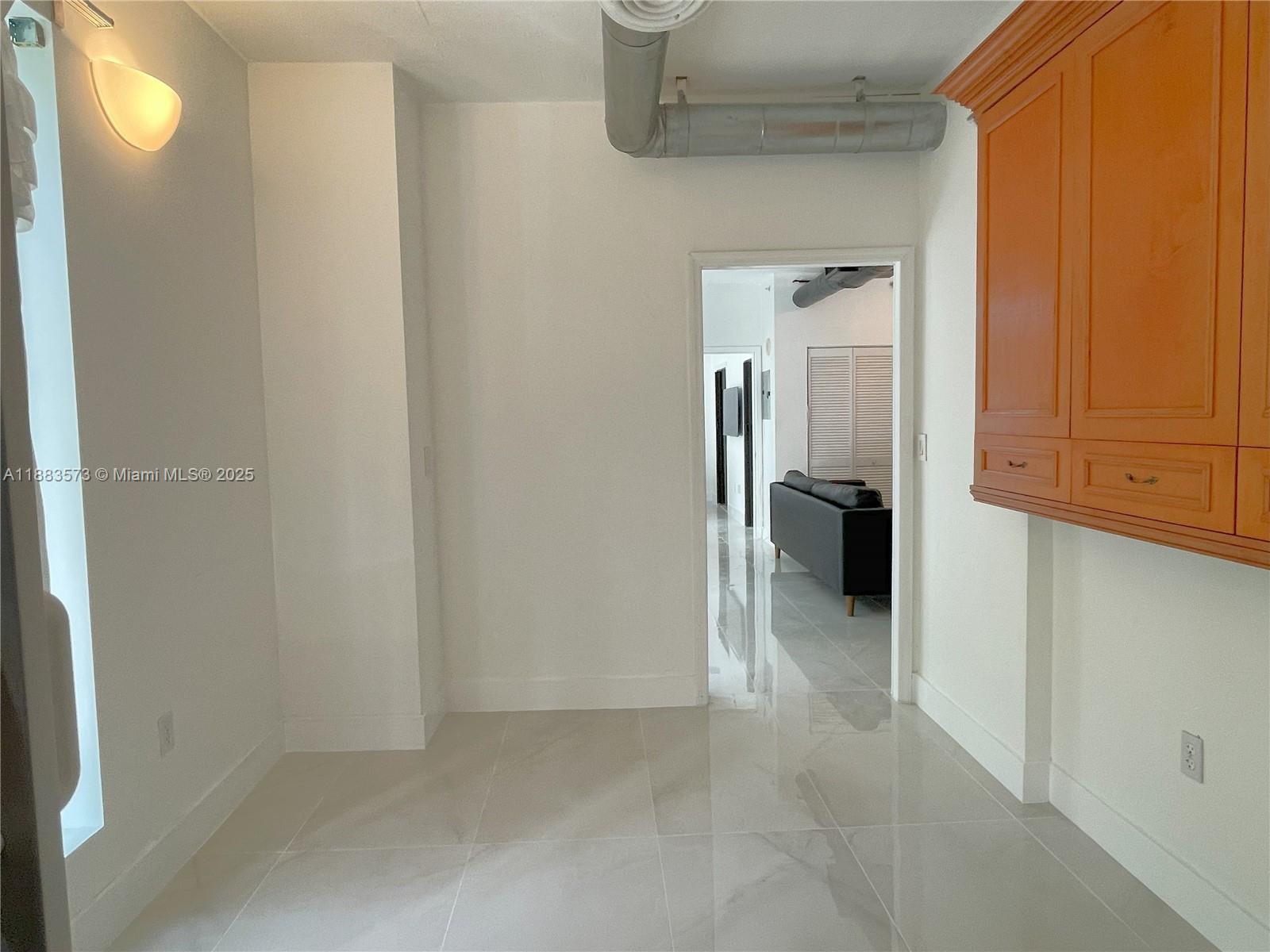 BAYLOFTS CONDO - Residential Lease