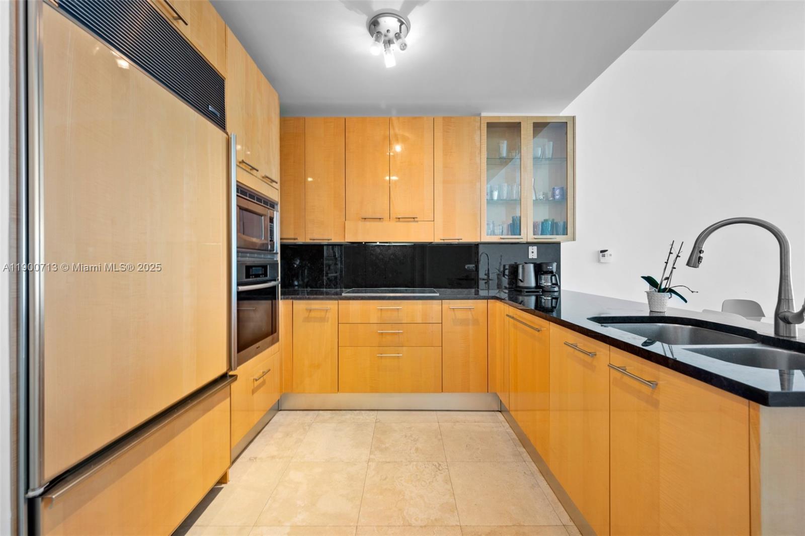 6799 Collins Ave 109
