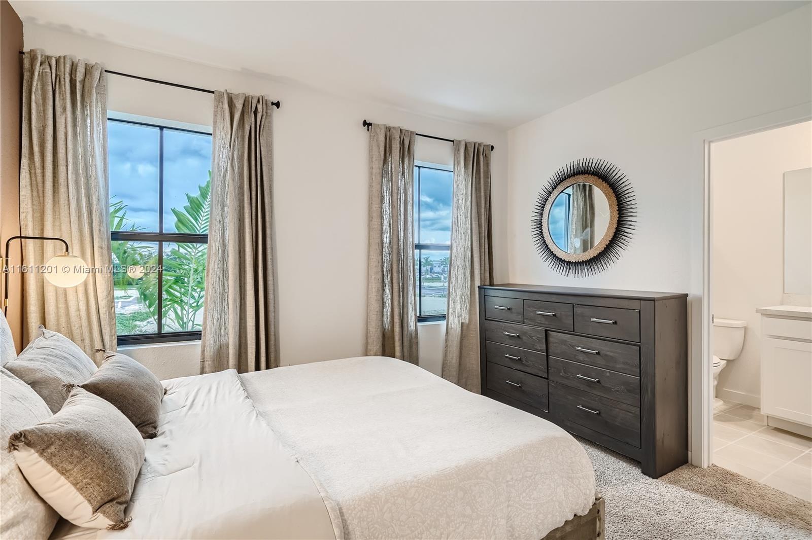 Palm Cay - Residential