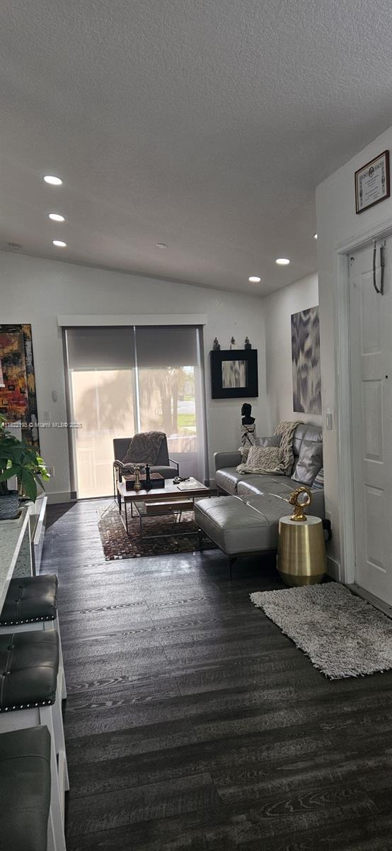 PARCEL D AT SUNSET LAKES - Residential Lease