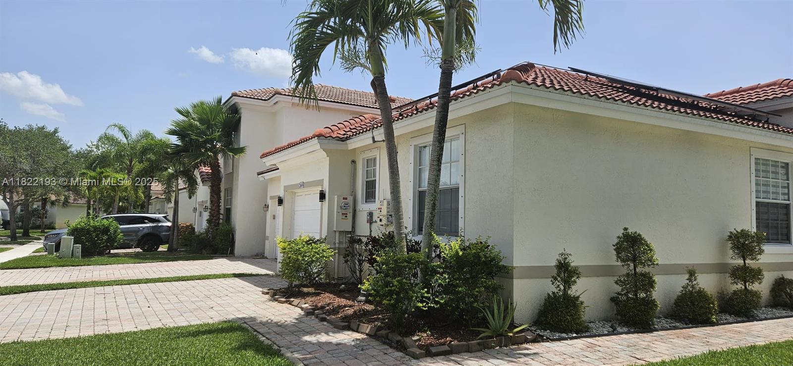 PARCEL D AT SUNSET LAKES - Residential Lease