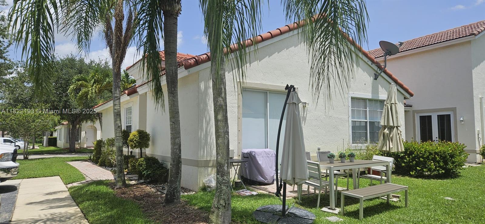 PARCEL D AT SUNSET LAKES - Residential Lease