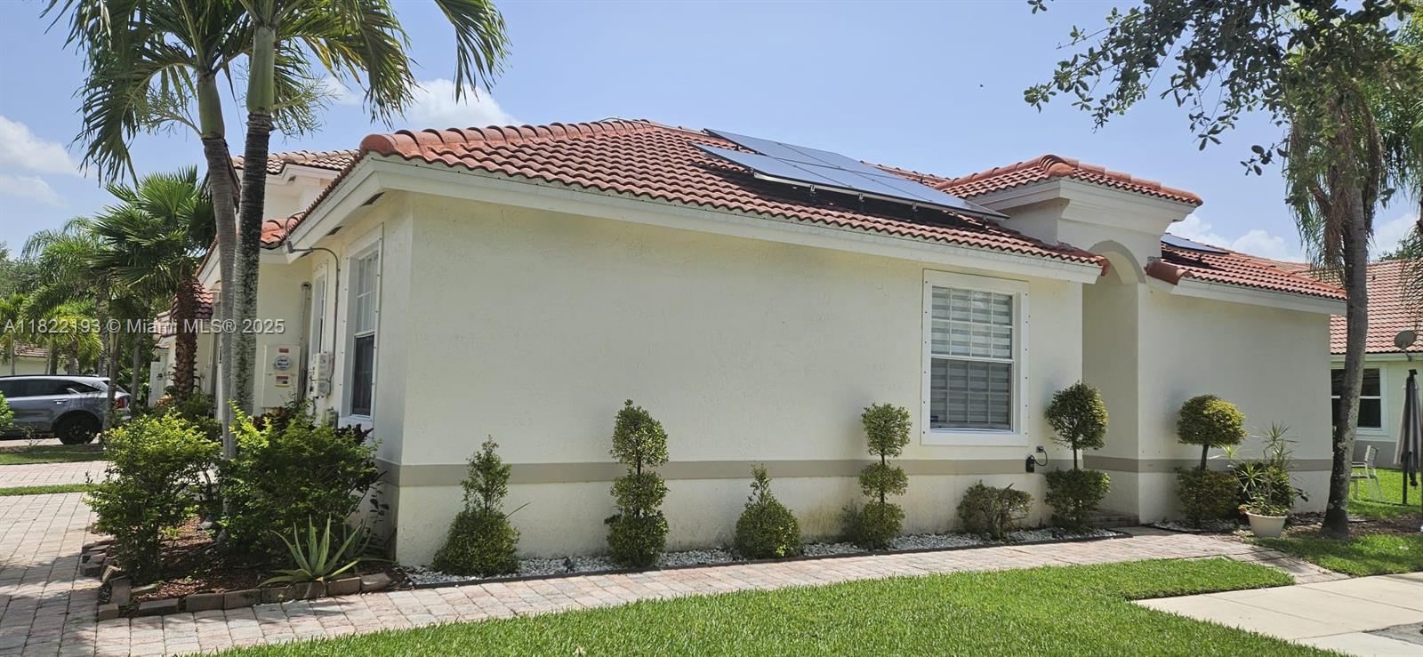 PARCEL D AT SUNSET LAKES - Residential Lease
