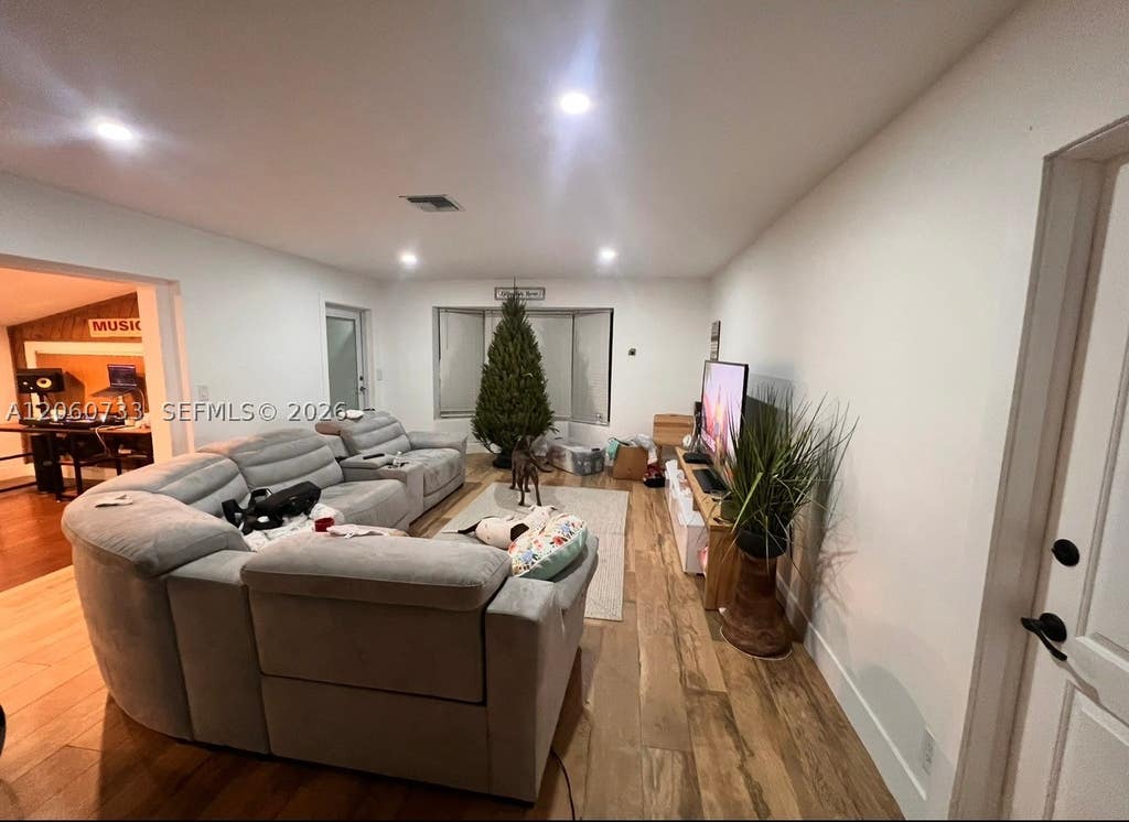 Photo of 7161 SW 13th St, Pembroke Pines, FL 33023 (MLS # A12060733)