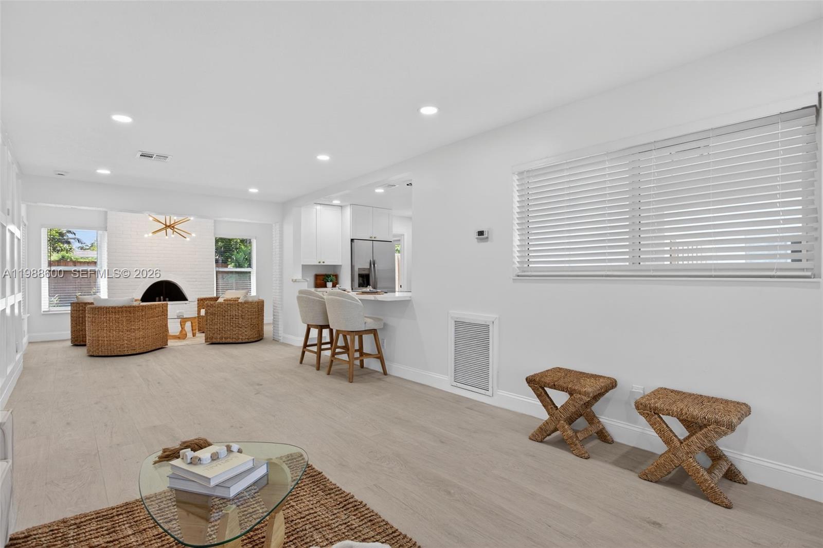 NORTH ANDREWS GARDENS FIR - Residential