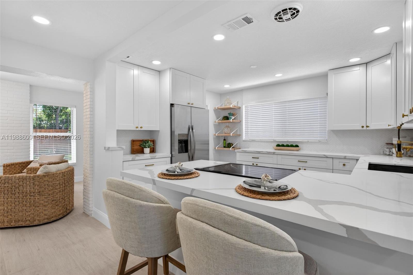 NORTH ANDREWS GARDENS FIR - Residential