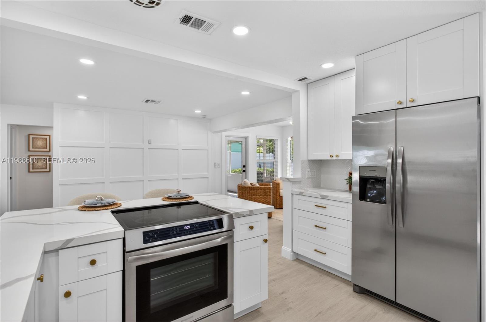 NORTH ANDREWS GARDENS FIR - Residential