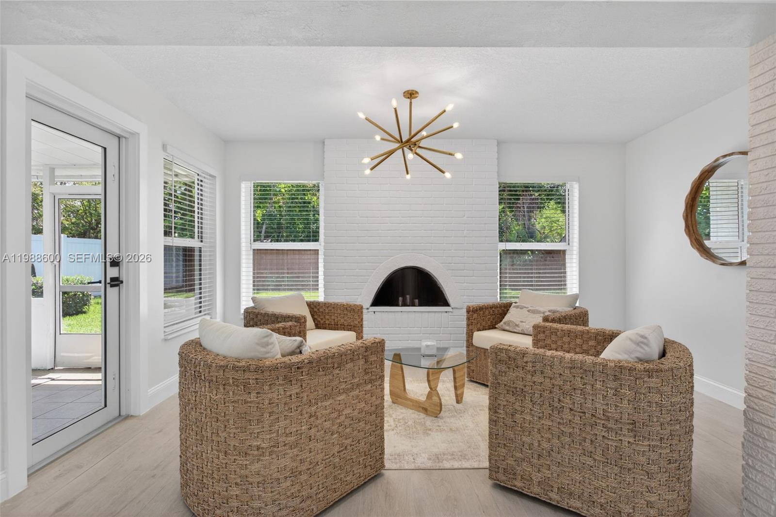 NORTH ANDREWS GARDENS FIR - Residential