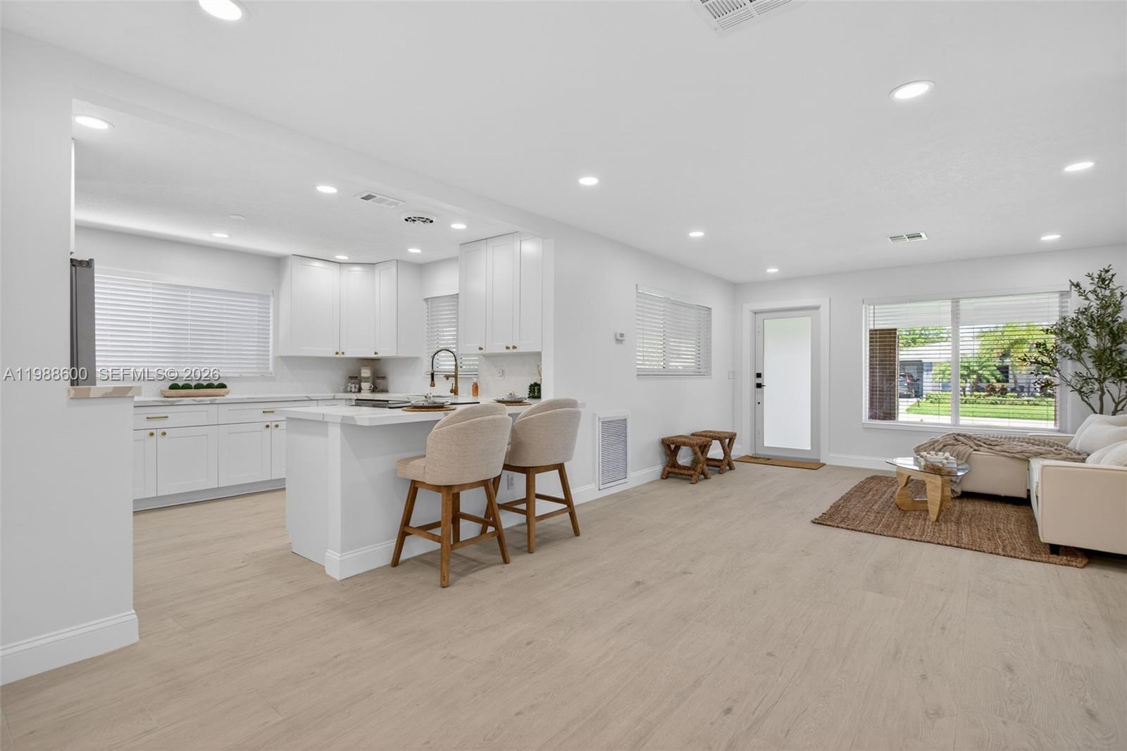 NORTH ANDREWS GARDENS FIR - Residential