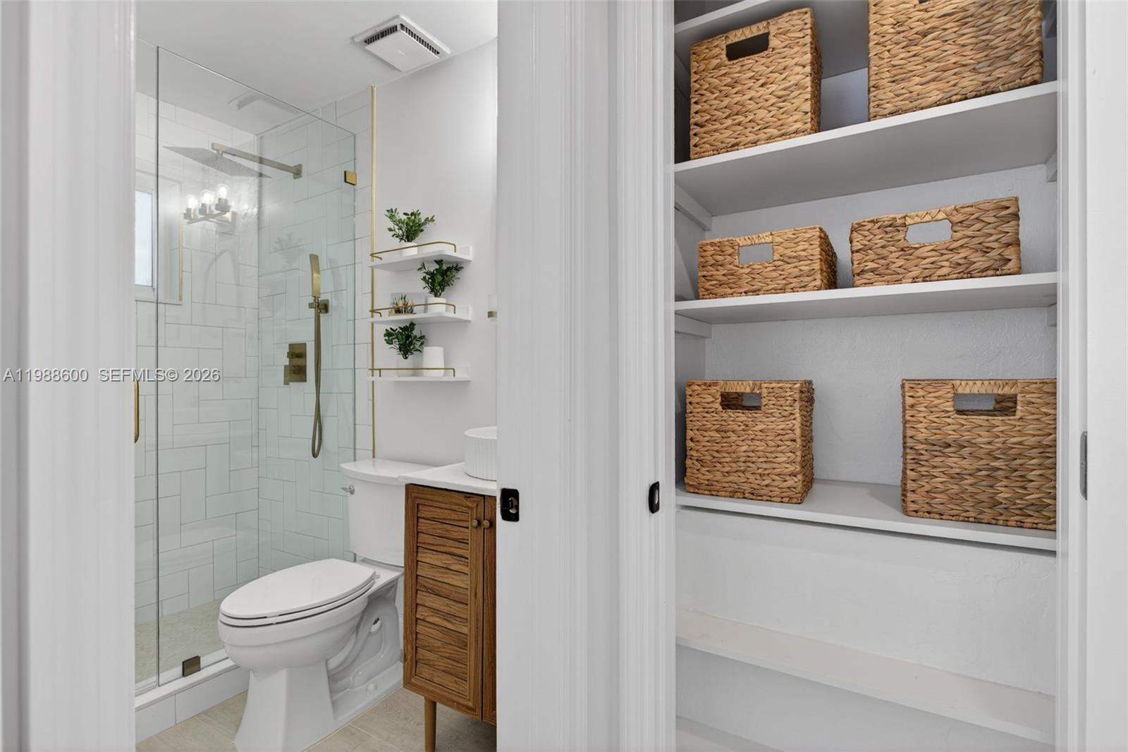 NORTH ANDREWS GARDENS FIR - Residential