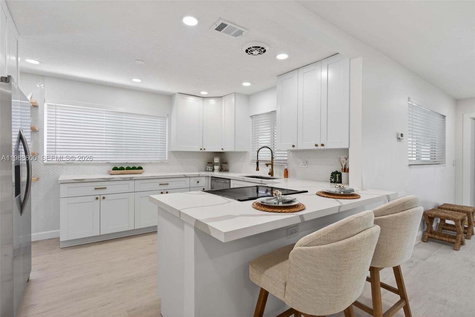 NORTH ANDREWS GARDENS FIR - Residential