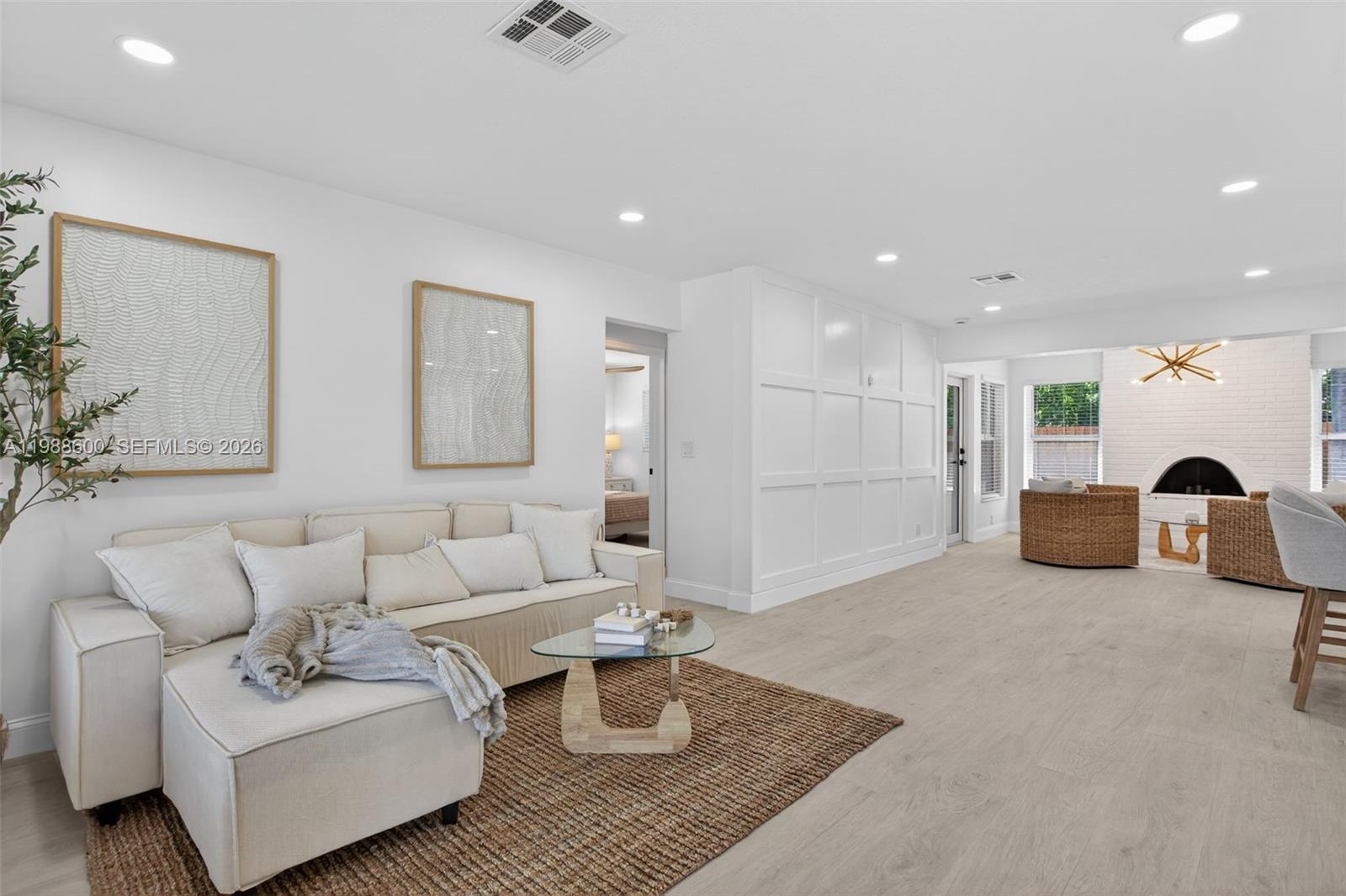 NORTH ANDREWS GARDENS FIR - Residential