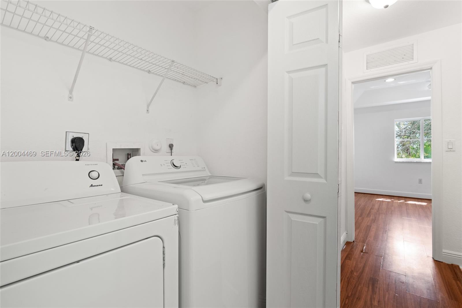 LAKES BY THE BAY JAY - Residential