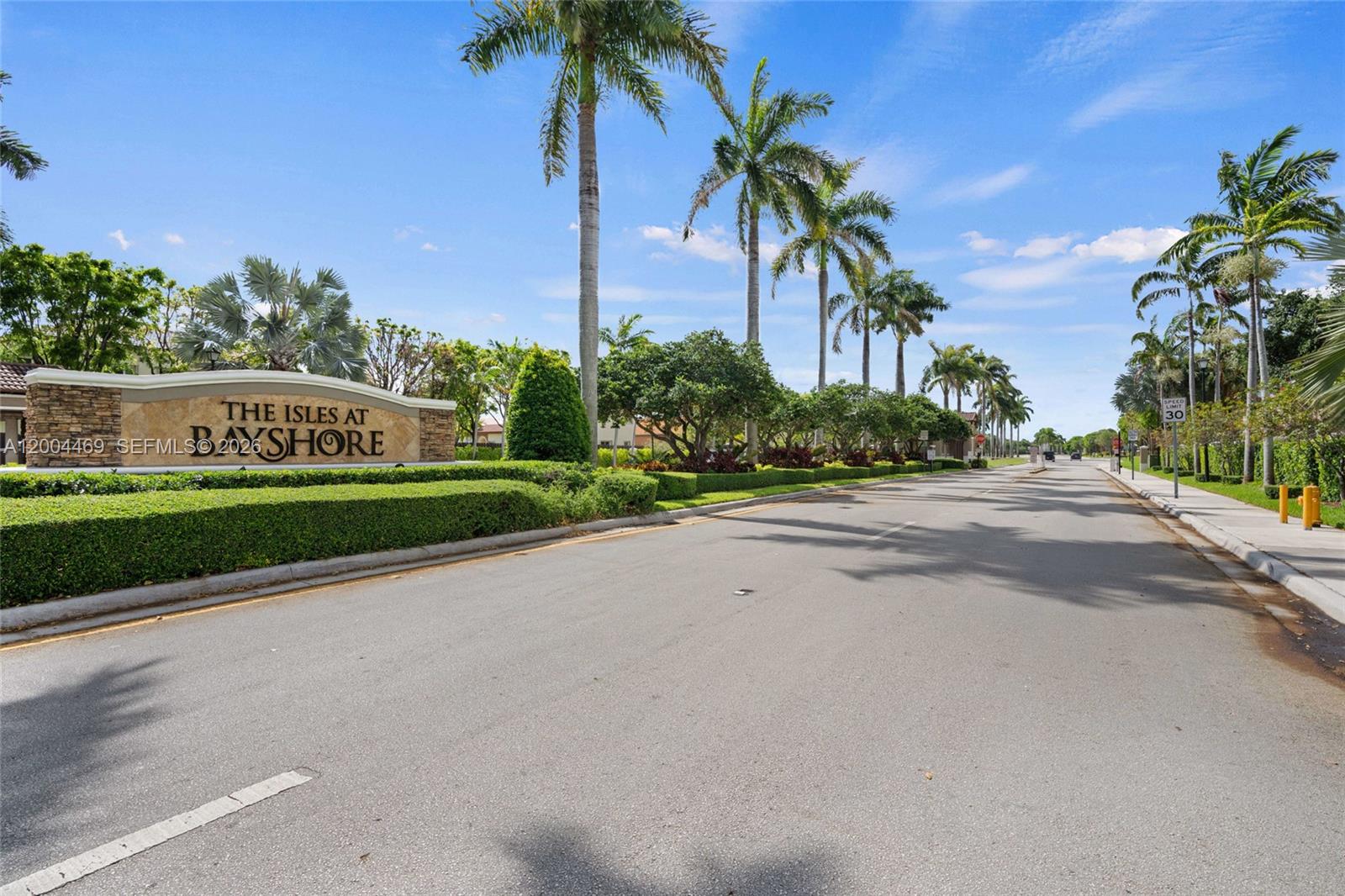 LAKES BY THE BAY JAY - Residential