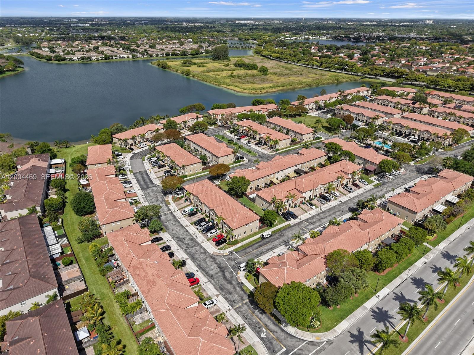 LAKES BY THE BAY JAY - Residential