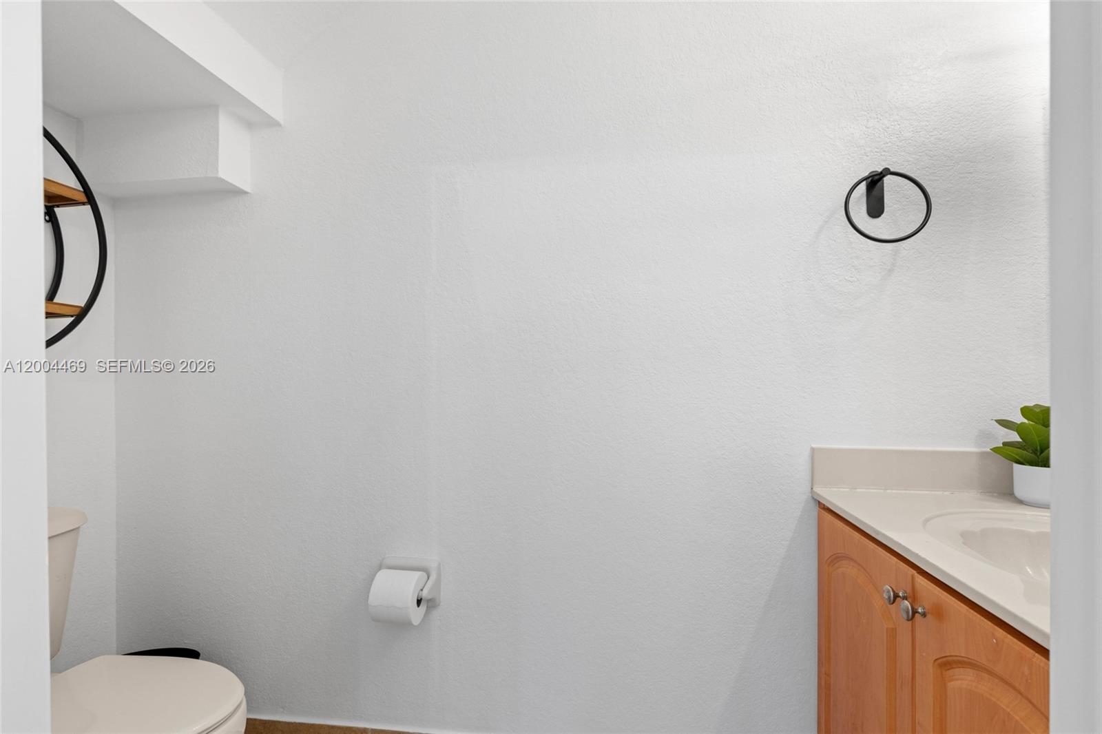 LAKES BY THE BAY JAY - Residential