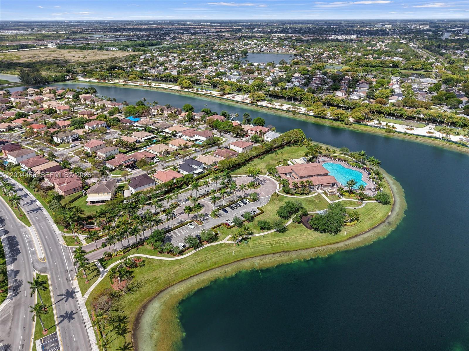 LAKES BY THE BAY JAY - Residential