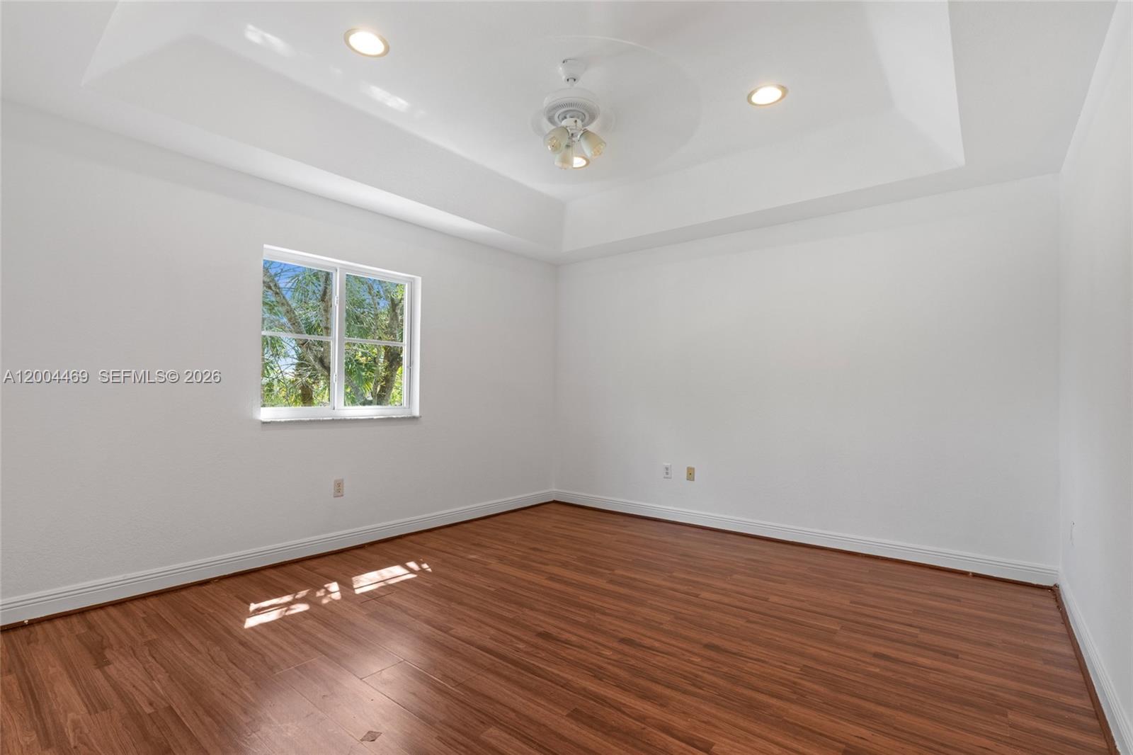 LAKES BY THE BAY JAY - Residential