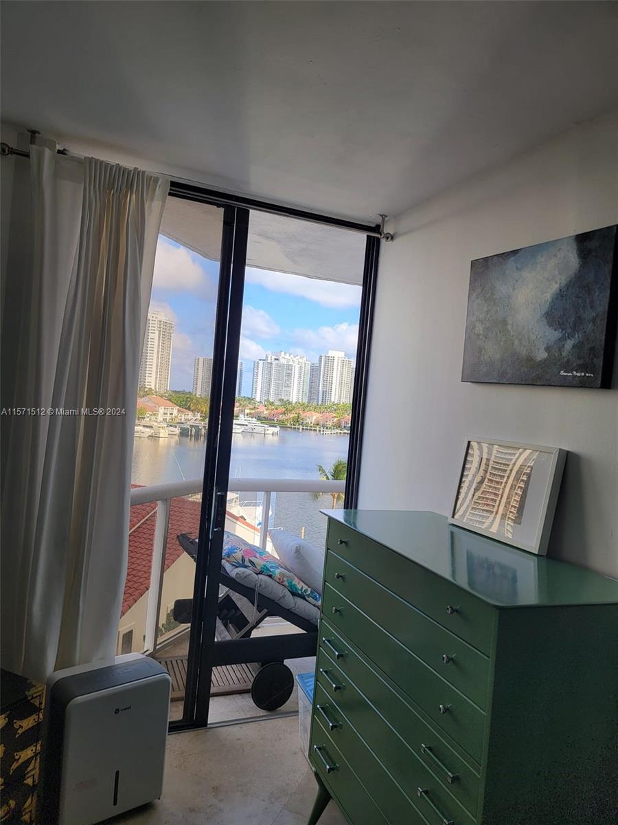 PORTSVIEW @ THE WATERWAYS - Residential Lease
