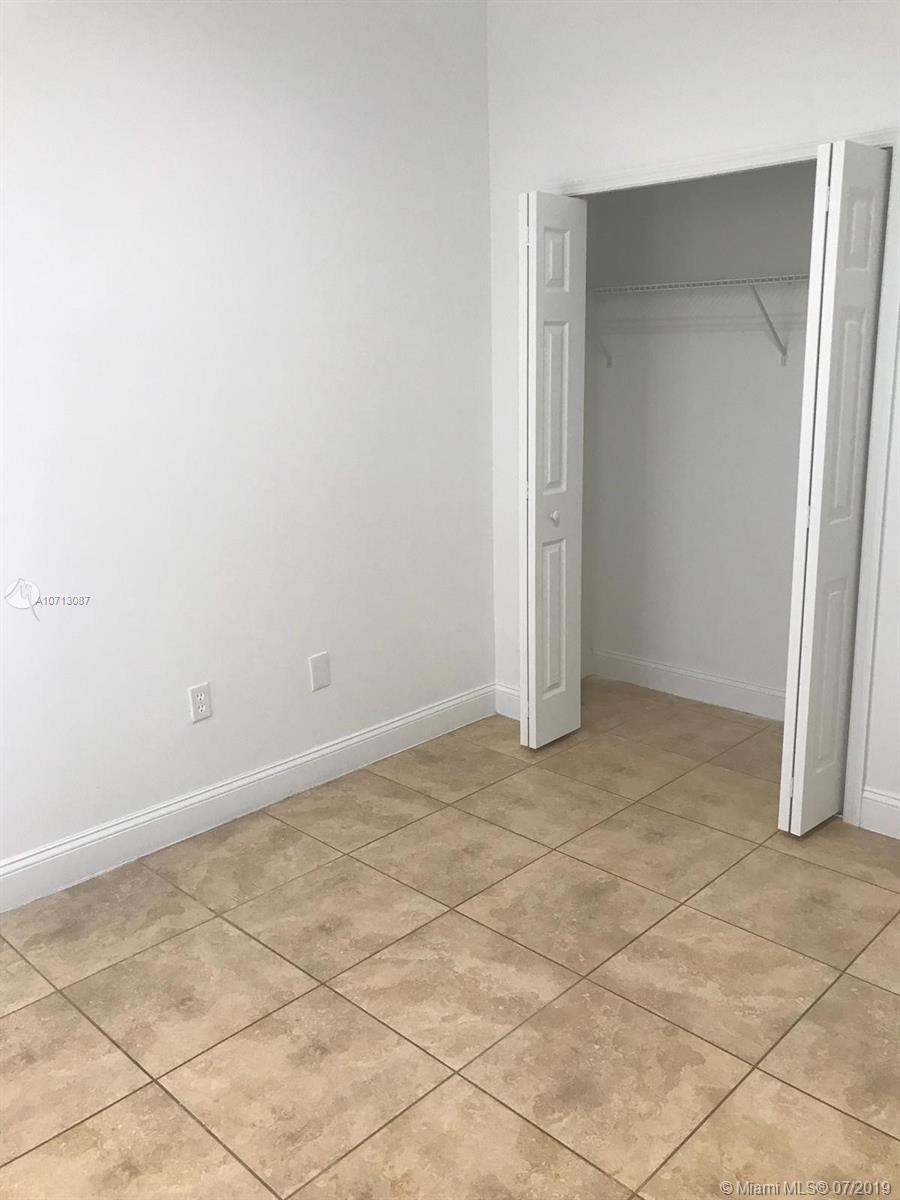 SHOMA HOMES SPLENDIDO CON - Residential