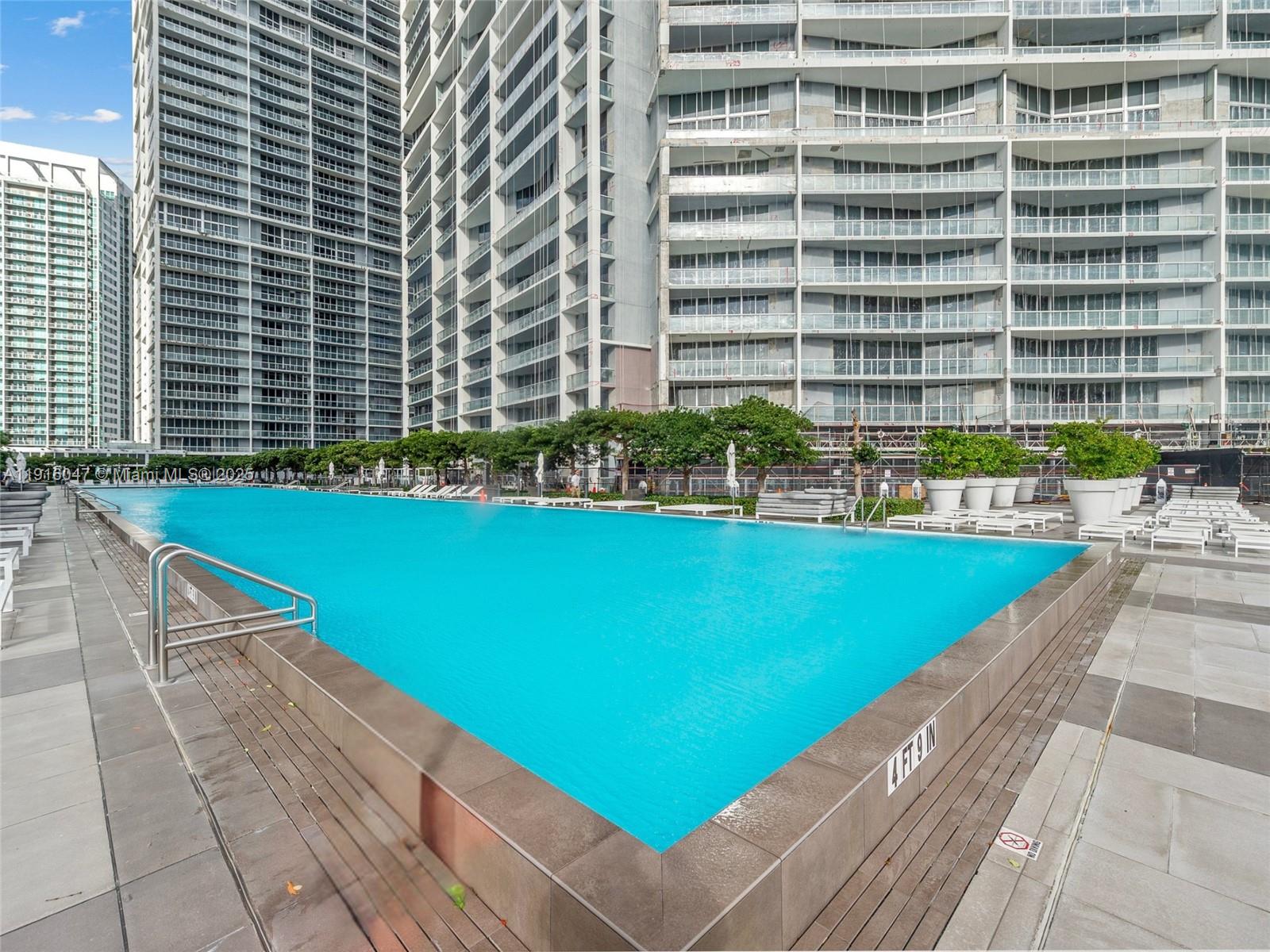 ICON BRICKELL NO TWO - Residential