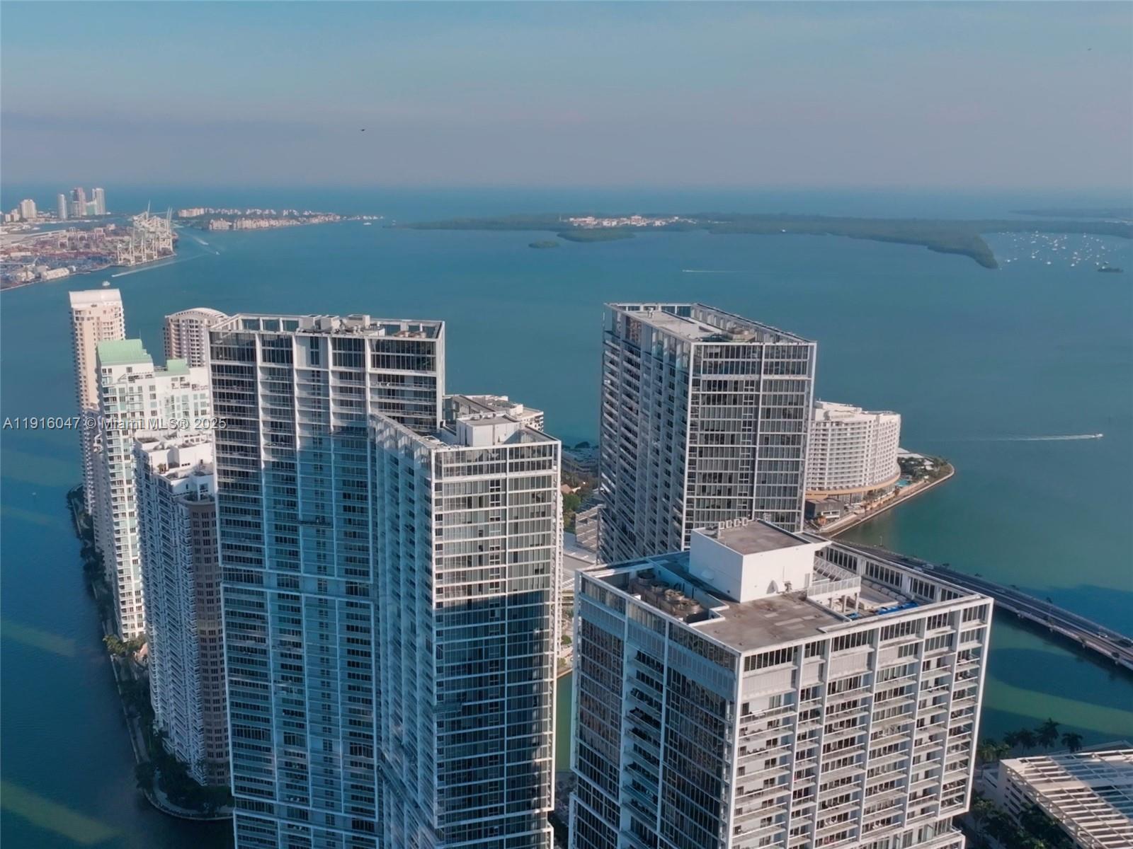 ICON BRICKELL NO TWO - Residential