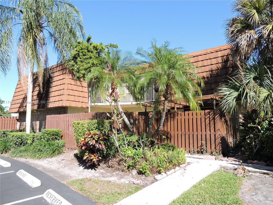 SPACIOUS TOWNHOME IN THE HEART OF DAVIE. UPDATED 3 BED 2.5 BATH. 1ST FLOOR FEATURES 1BR WITH 1/2 BATH. UPSTAIRS OVERSIZED MASTER SUITE HAS TWO LARGE CLOSETS. WATERPROOF VINYL  IN THE SECOND FLOOR AND TILE THROUGHOUT THE FIRST FLOOR. UPDATED KITCHEN & BATHROOMS WITH QUARTZ WATERFALL COUNTERTOP AND STAINLESS STEEL APPLIANCES.  RELAX ON YOUR PRIVATE COURTYARD PATIO. QUIET NEIGHBORHOOD WITH COMMUNITY POOL, PAVILION, BBQ GRILLS, & PLAYGROUND. LOW HOA FEE COVER ROOF, EXTERIOR, FENCE, LAWN & AMENITIES. EASY ACCESS TO MAJOR HIGHWAYS, FLL & MIAMI AIRPORTS, SHOPPING, RESTAURANTS, A+ SCHOOLS AND MUCH MORE.