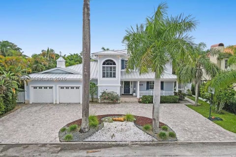 Photo of 952 Lincoln St #., Hollywood, FL 33019 (MLS # A12107177)