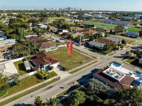 1402 NW 27th Ave Fort Lauderdale FL 33311