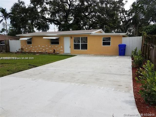 Beautiful 3 bedroom 1 bathroom single family home located in desired Hollywood. The entire house has been remodeled! New granite kitchen, bathroom, and new porcelain floors throughout the house! Washer and dryer located in unit for convenience. Property sits on large lot, and has a huge fenced backyard! Pets are welcome! (Pet fee applies). Located in very desirable area, call today to schedule a showing.