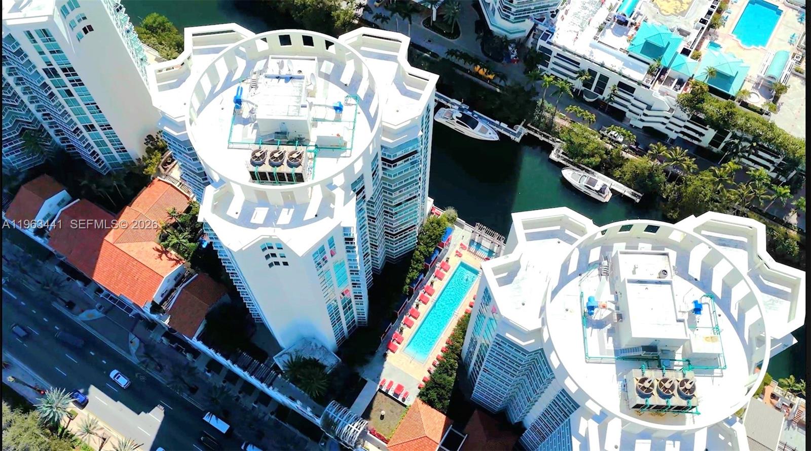 ST TROPEZ ON THE BAY II C - Residential