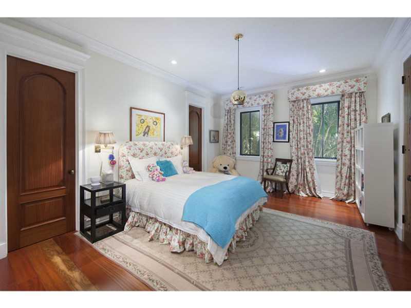 1 55 40   .97 AC FELIX PA - Residential