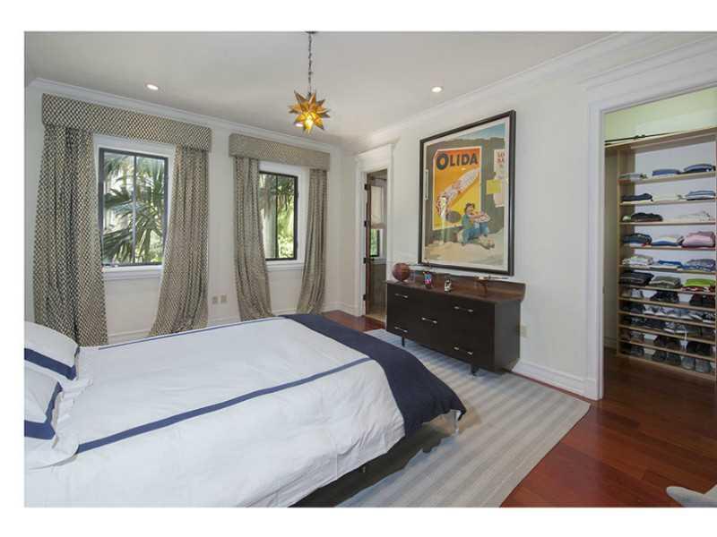1 55 40   .97 AC FELIX PA - Residential