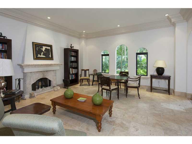 1 55 40   .97 AC FELIX PA - Residential