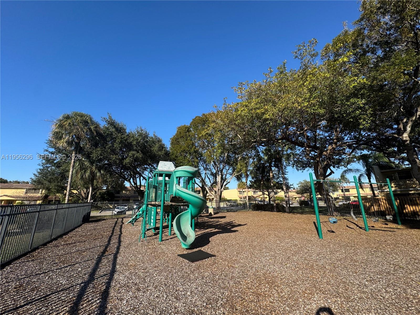 WELLEBY UNIT SIX - Residential