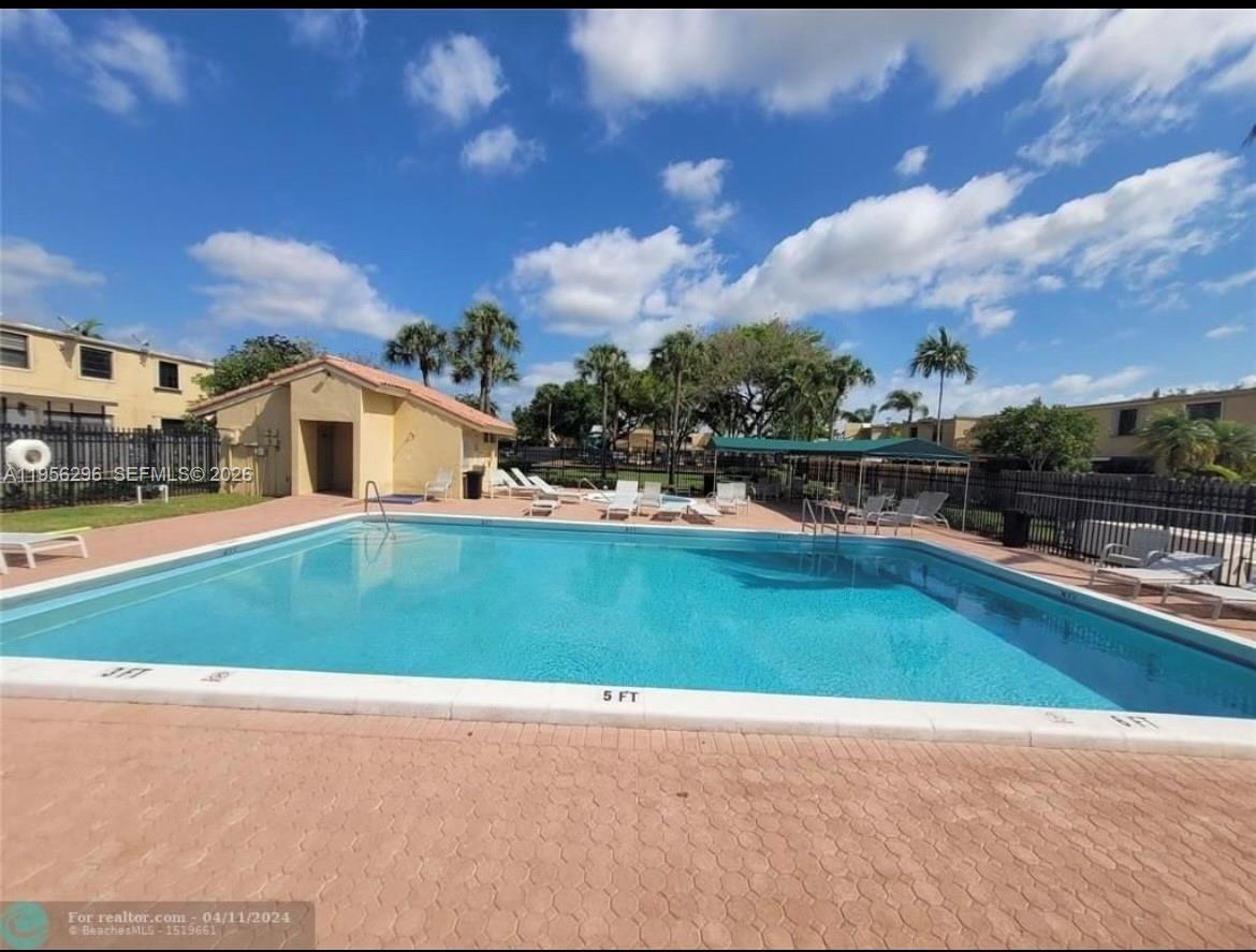 WELLEBY UNIT SIX - Residential