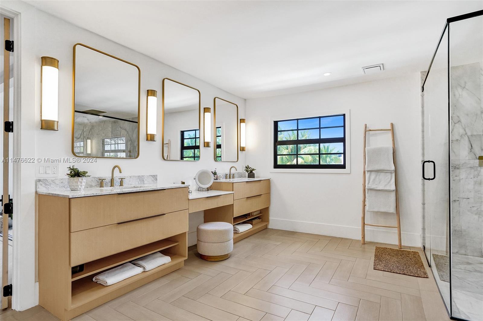 BISCAYNE POINT - Residential