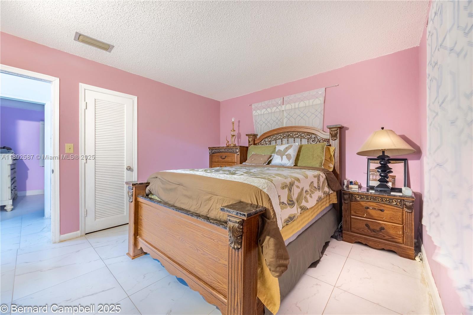 PARADISE GARDENS - Residential