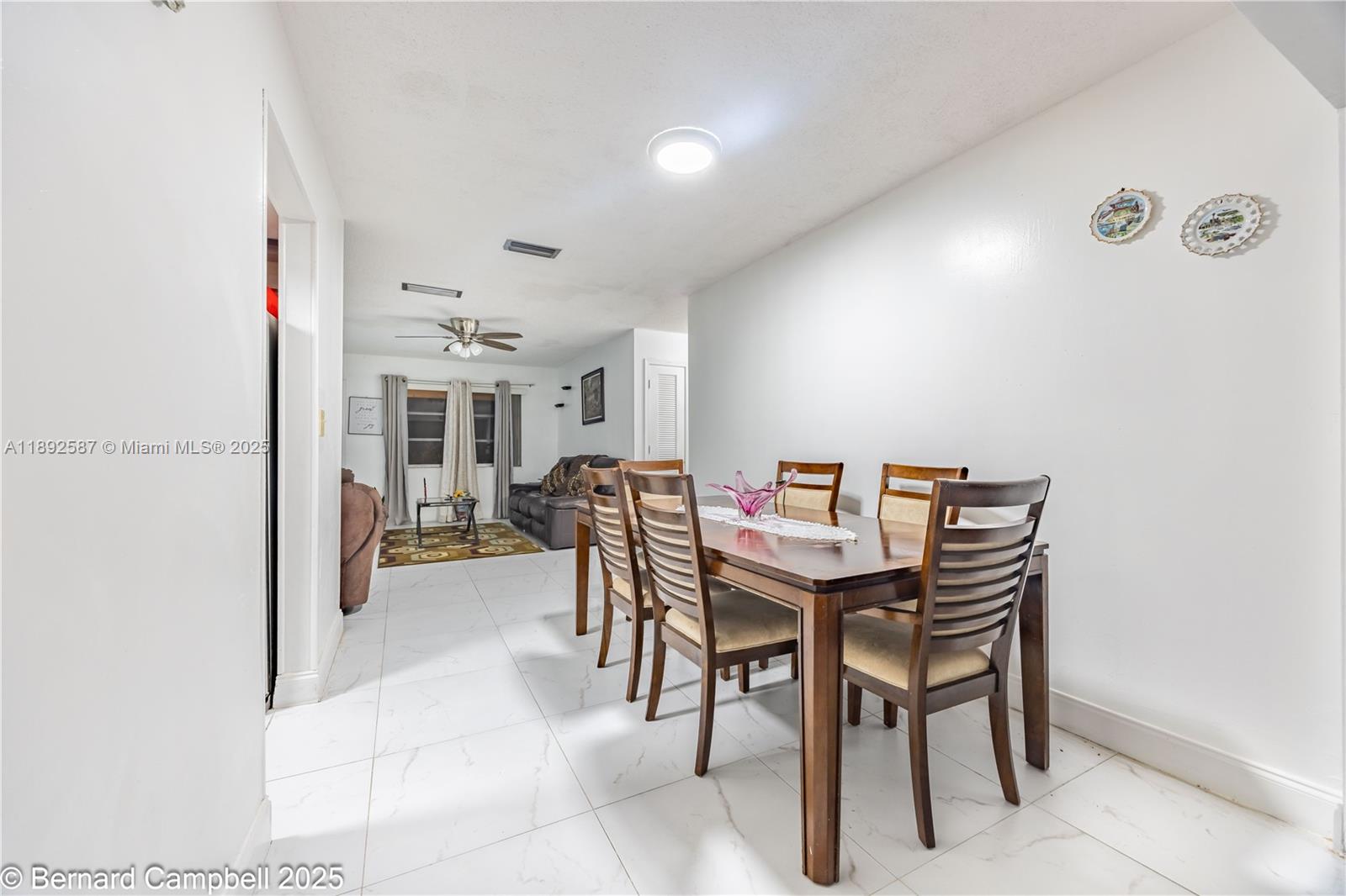 PARADISE GARDENS - Residential