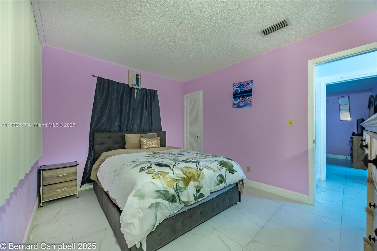 PARADISE GARDENS - Residential