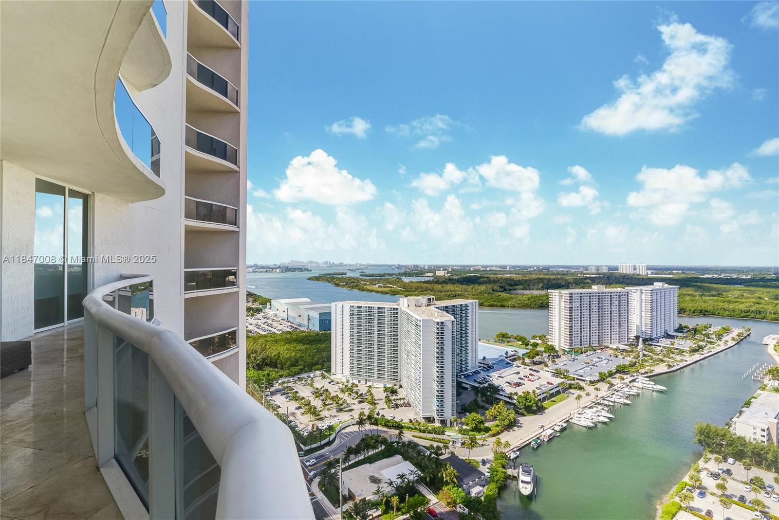 15901 Collins Ave 2805